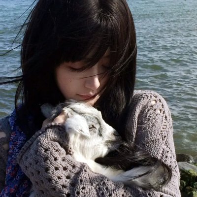 当红小花隐婚生子传闻，本人沉默不回应，一夜之间引热议